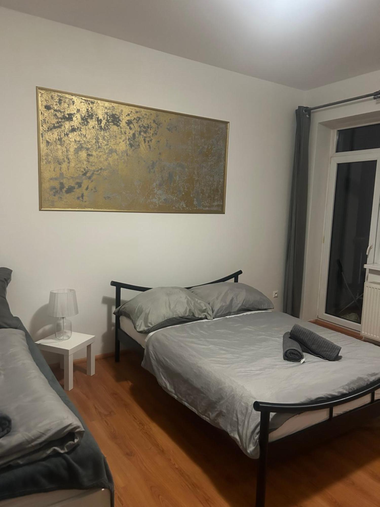 Appartement Plaza De Luxe à Bratislava Extérieur photo