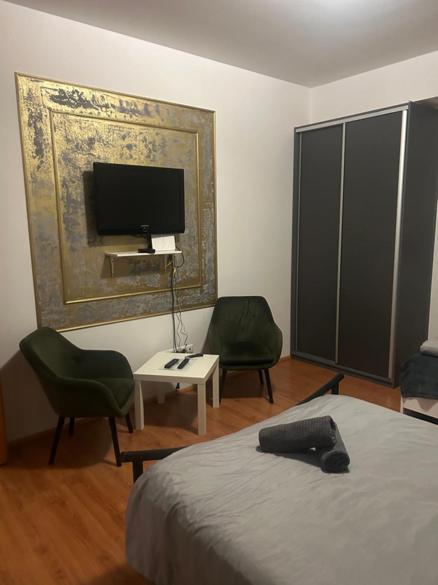 Appartement Plaza De Luxe à Bratislava Extérieur photo